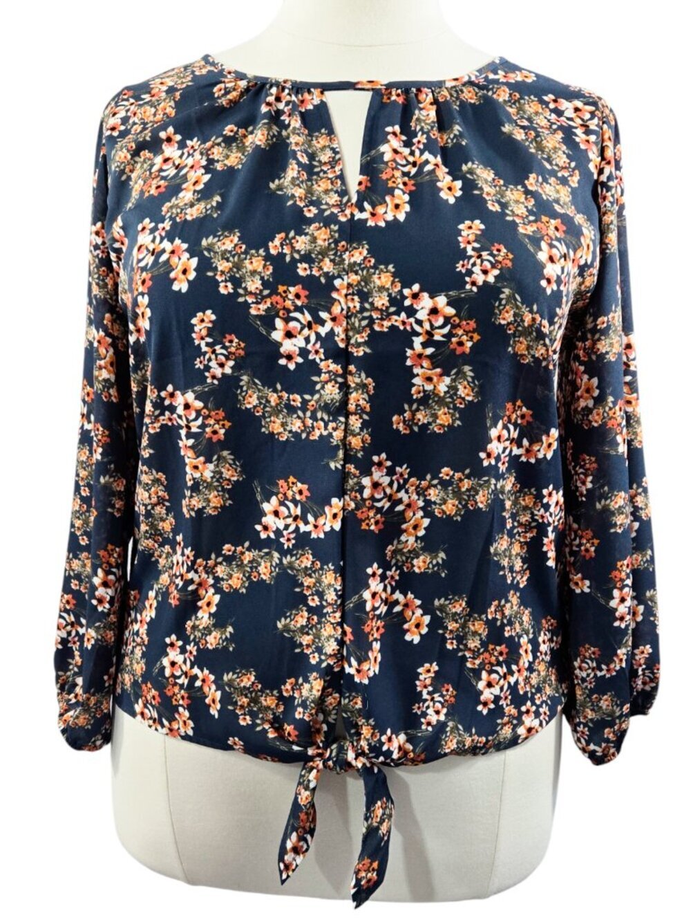 Beacon NWT Casiya Dark Blue Floral Tie Front Popover Blouse Romantic Stitch Fix